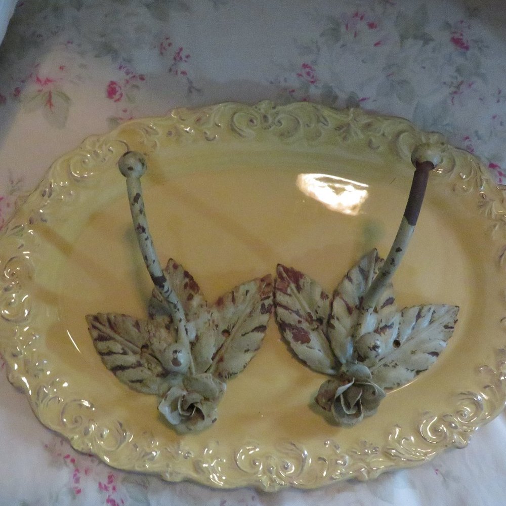 Vintage Set 2 Paint Shabby Cottage Rose Wall Hooks